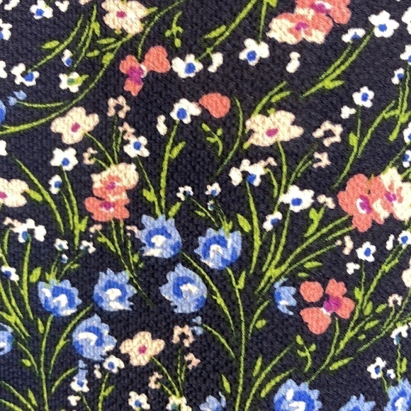 City Chic CCX NWT Meadow Floral Print Blouse Top XXL Dainty Feminine Romantic - Picture 13 of 16